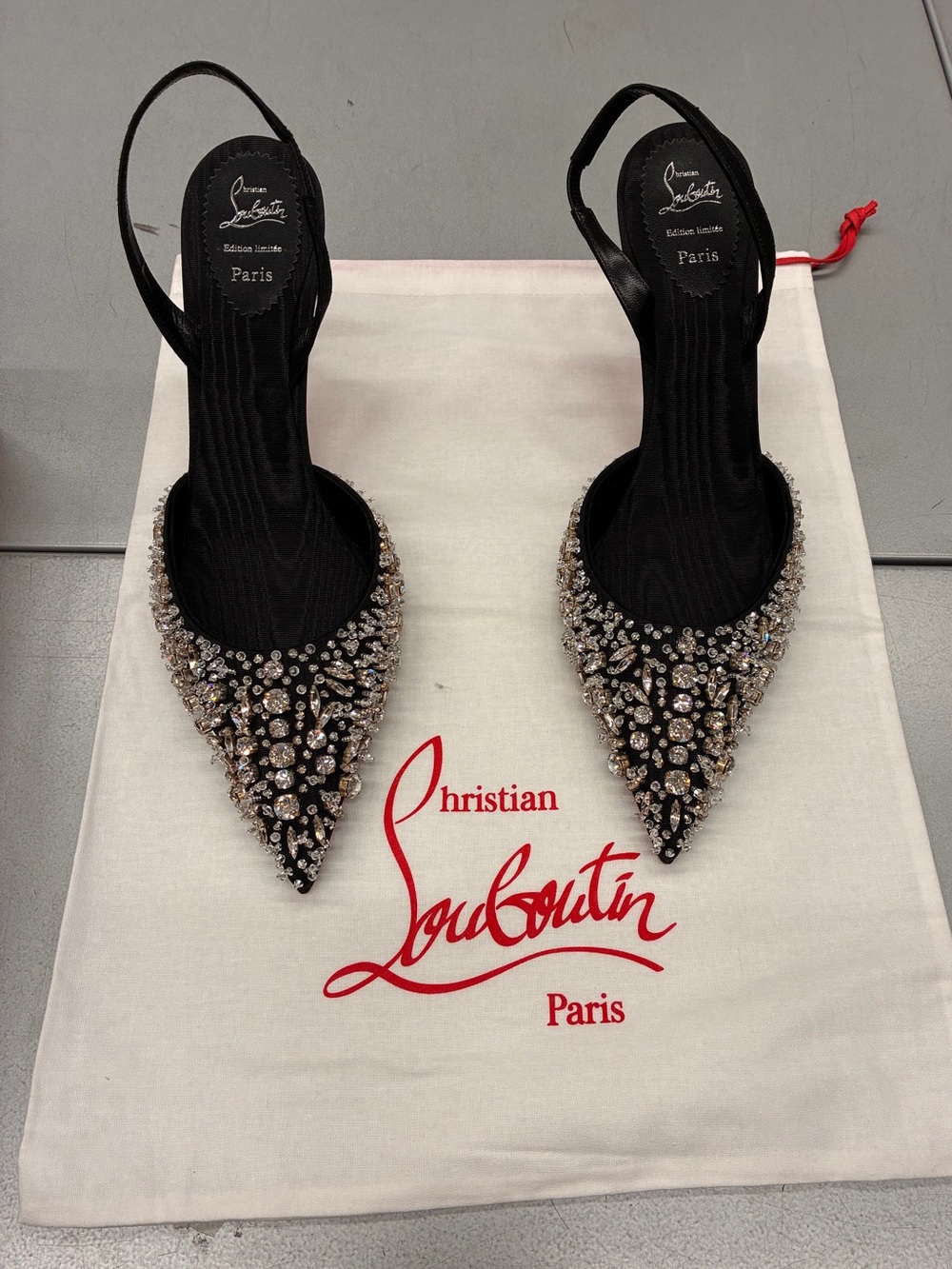 Christian Louboutin Queenissuma Slingback Pumps Size EU39